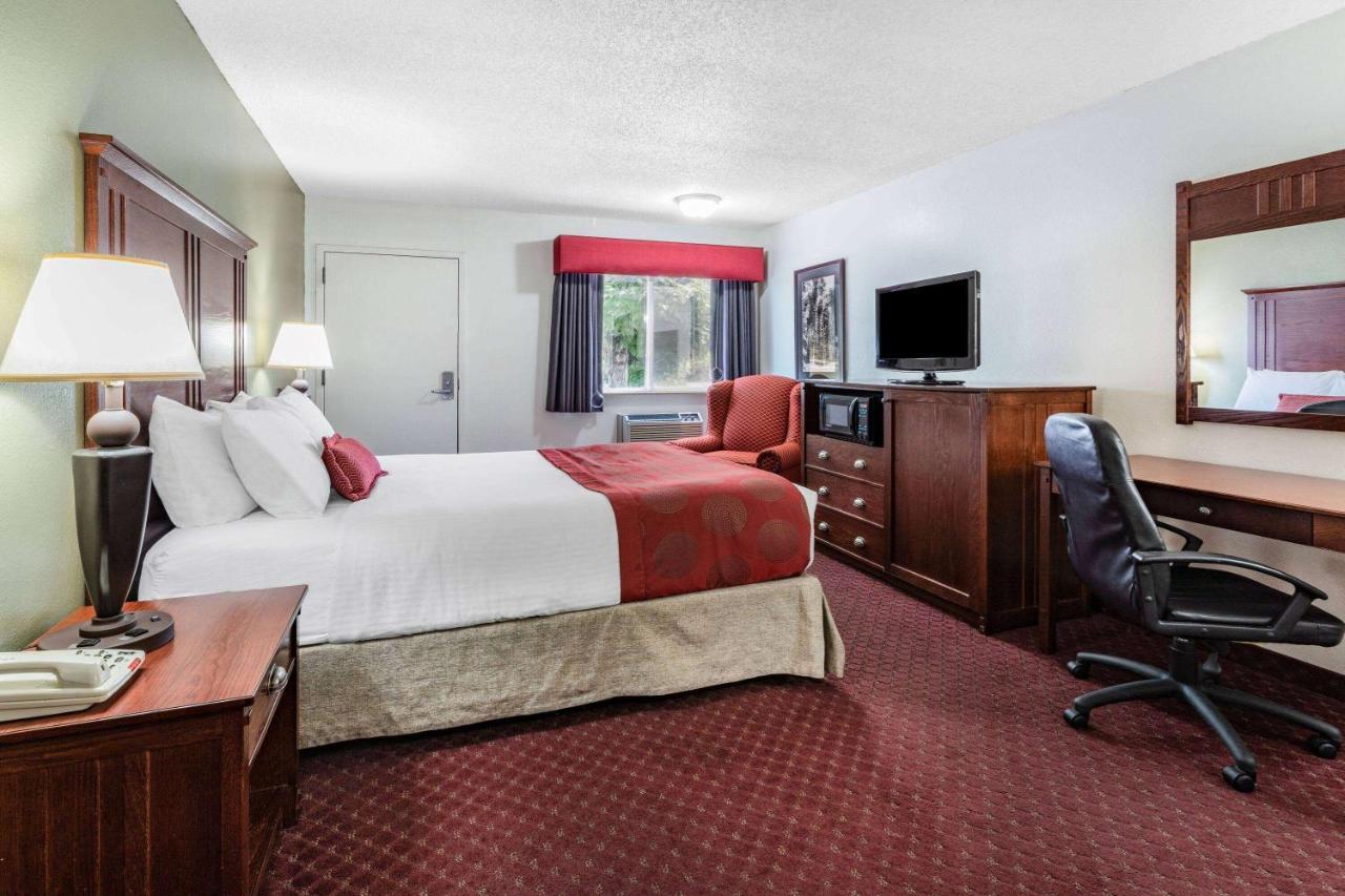 Baymont By Wyndham Bozeman Motel Exterior photo